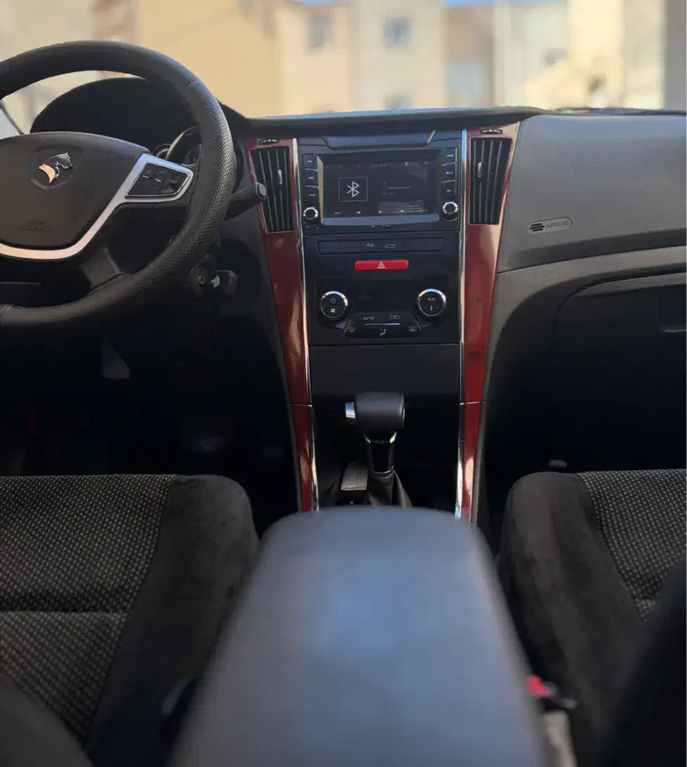 دنا پلاس توربو اتوماتیک - 1401