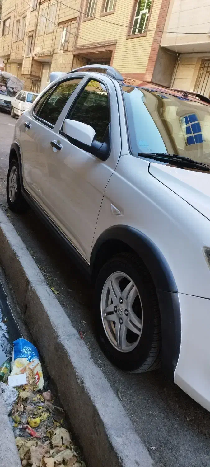 کوییک R دنده‌ای - 1401