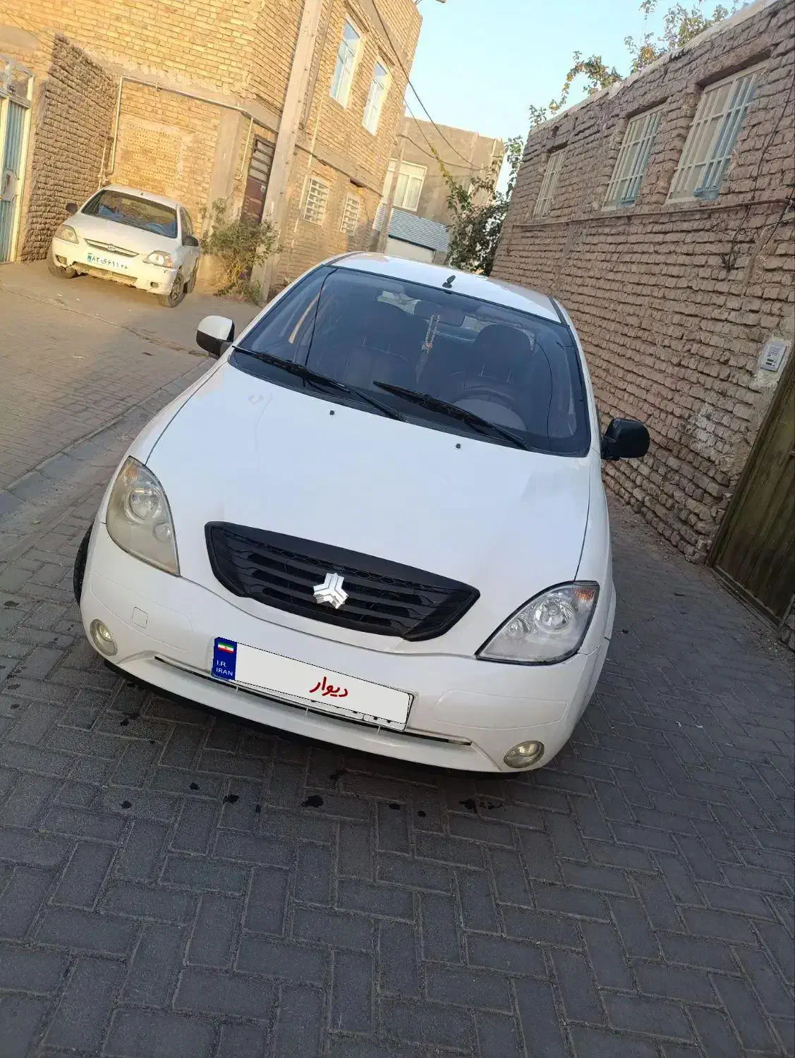 تیبا صندوق دار SX - 1398