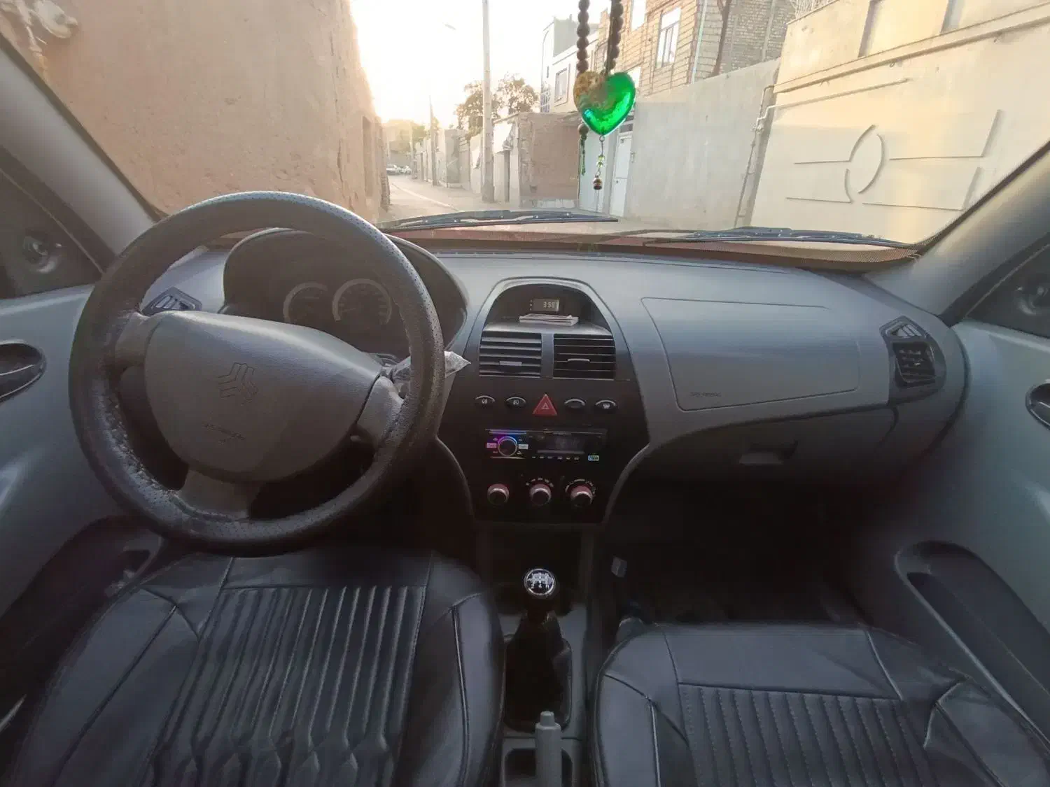 تیبا صندوق دار SX - 1398