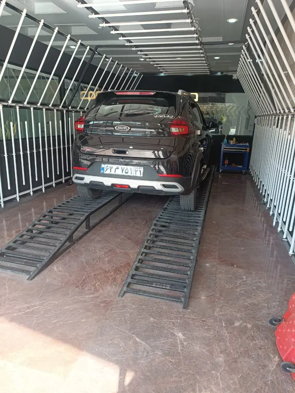 ام وی ام X22 پرو دنده‌ای - 1402