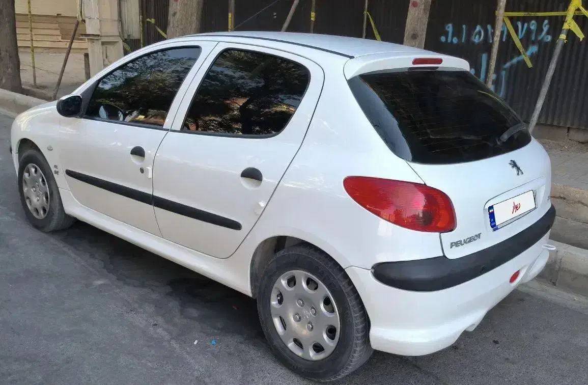 پژو 206 تیپ 2 - 1396