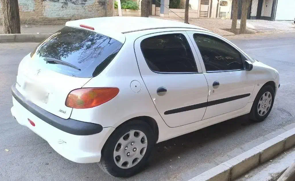 پژو 206 تیپ 2 - 1396