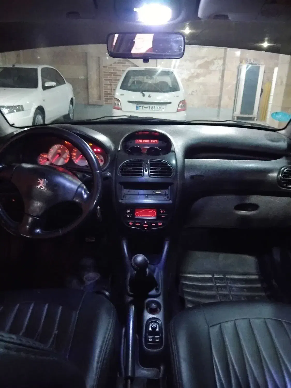 پژو ۲۰۶ صندوق دار v10 - 1388