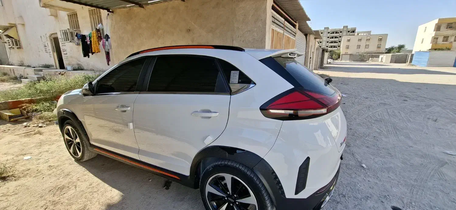 ام وی ام X33 دنده‌ای ساده - 1403