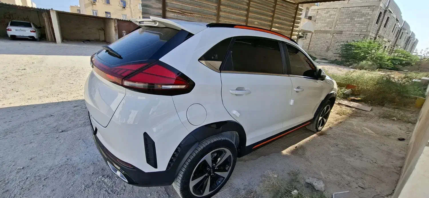 ام وی ام X33 دنده‌ای ساده - 1403