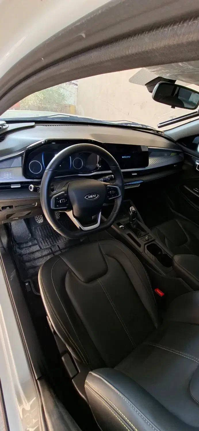 ام وی ام X33 دنده‌ای ساده - 1403