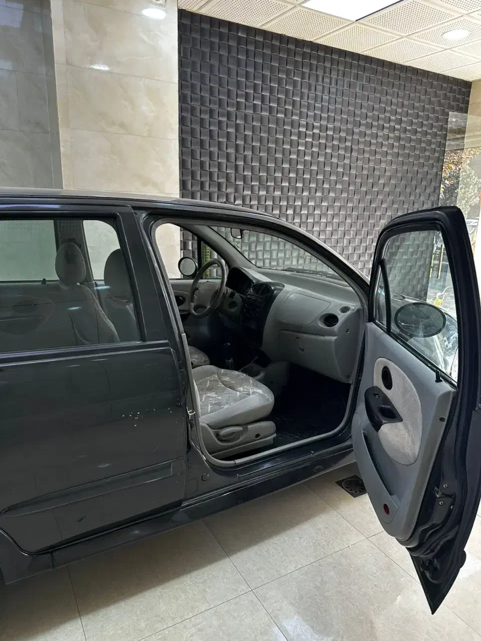 ام وی ام 110 سه سیلندر - 1389