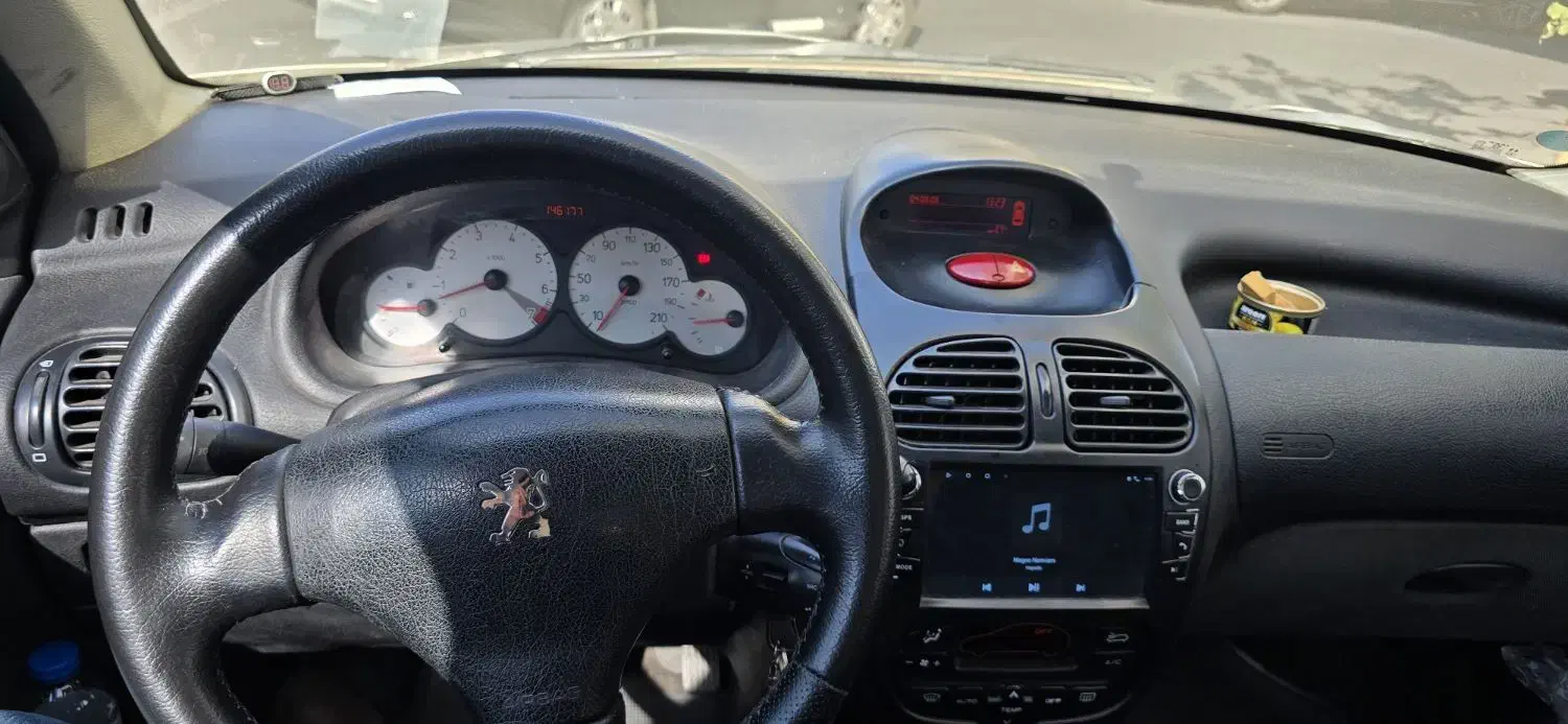 پژو ۲۰۶ صندوق دار v8 - 1399