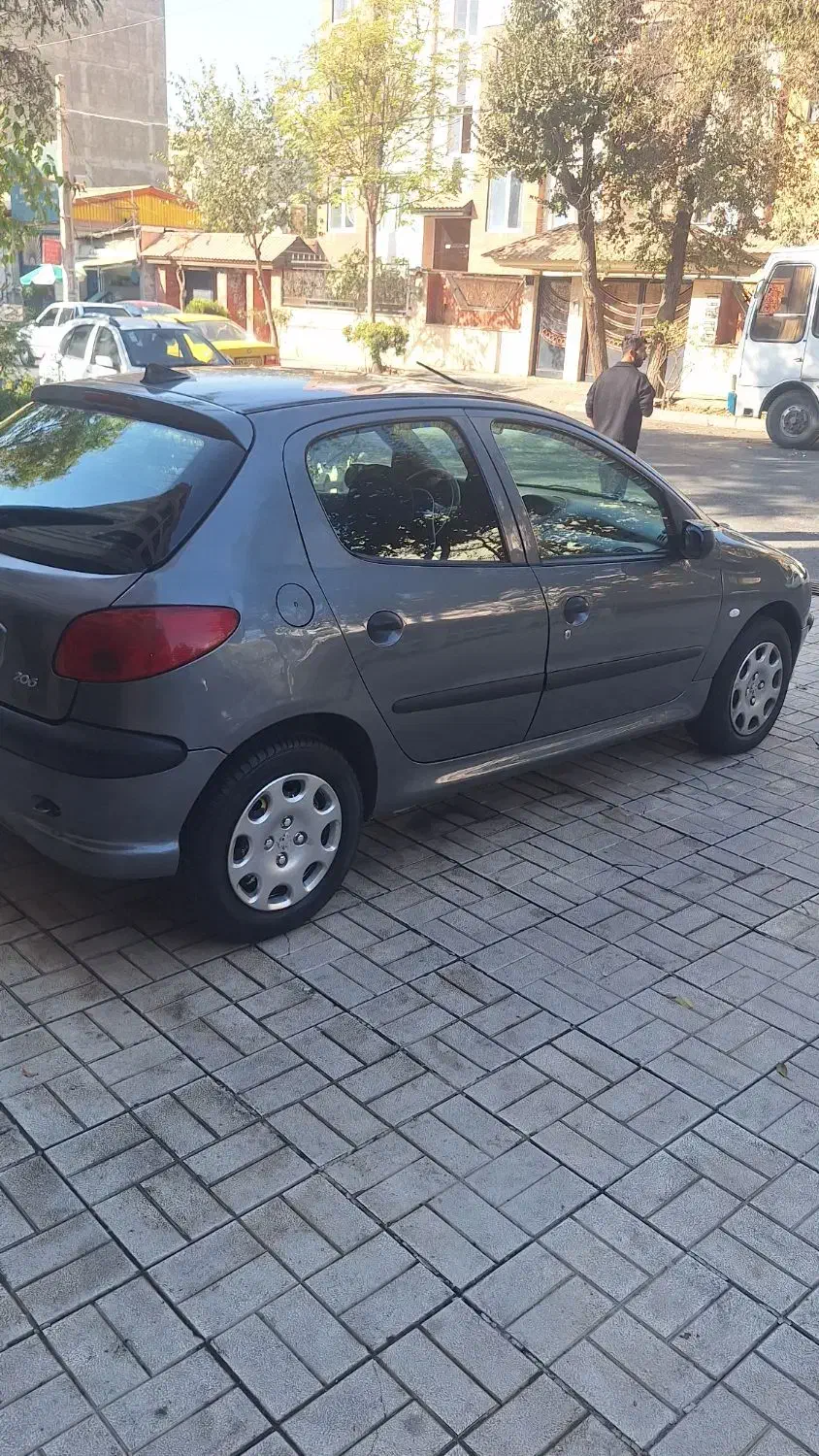 پژو 206 تیپ 2 - 1385