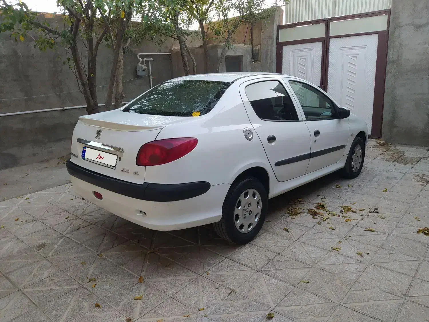 خودرو پژو، ۲۰۶ صندوق دار آگهی ann_20968033