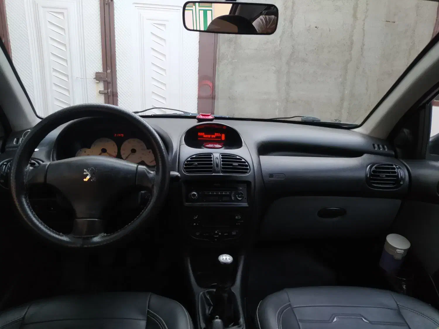 پژو ۲۰۶ صندوق دار v8 - 1396