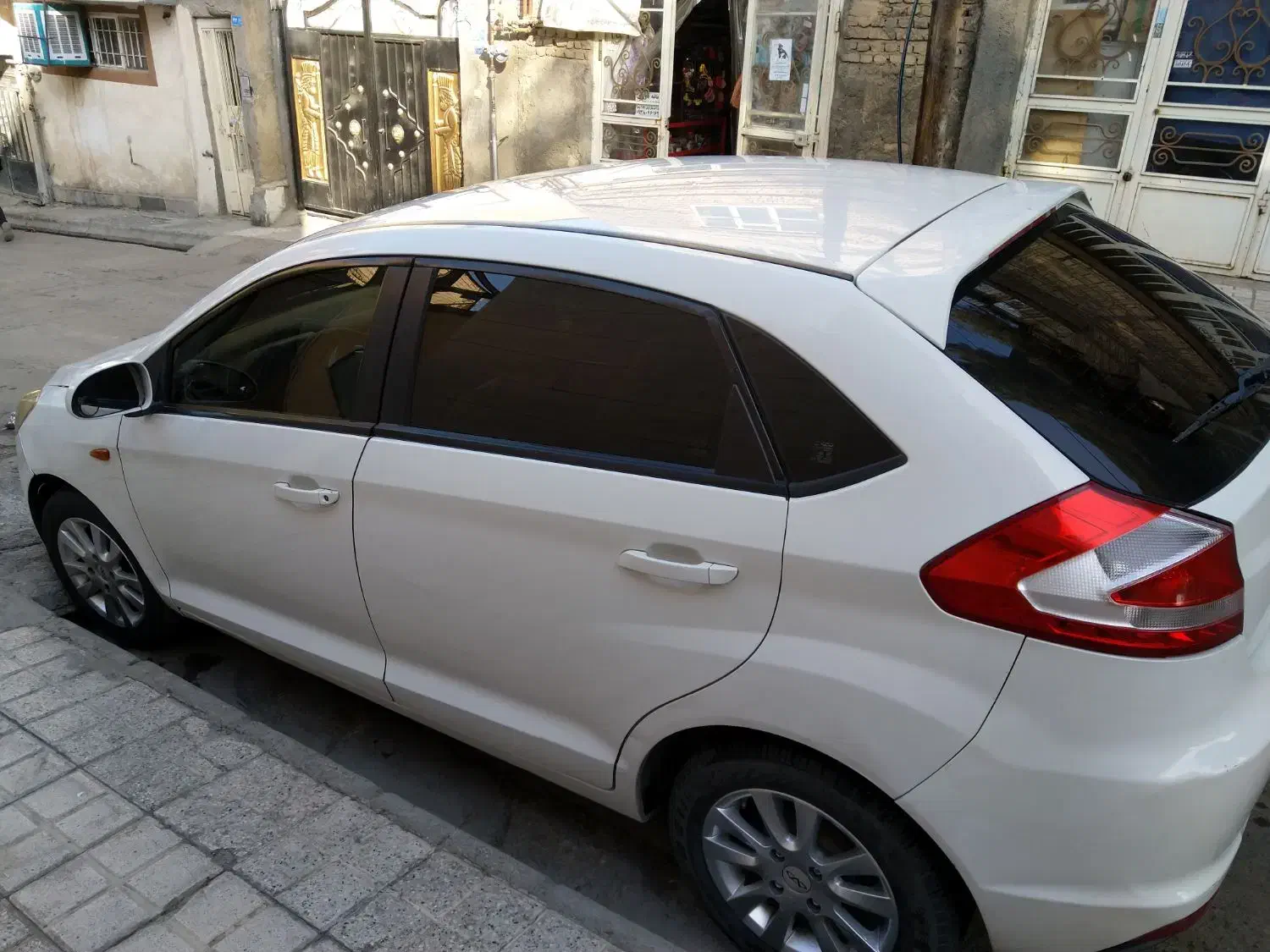 ام وی ام 315 هاچ بک اسپرت لاکچری - 1394