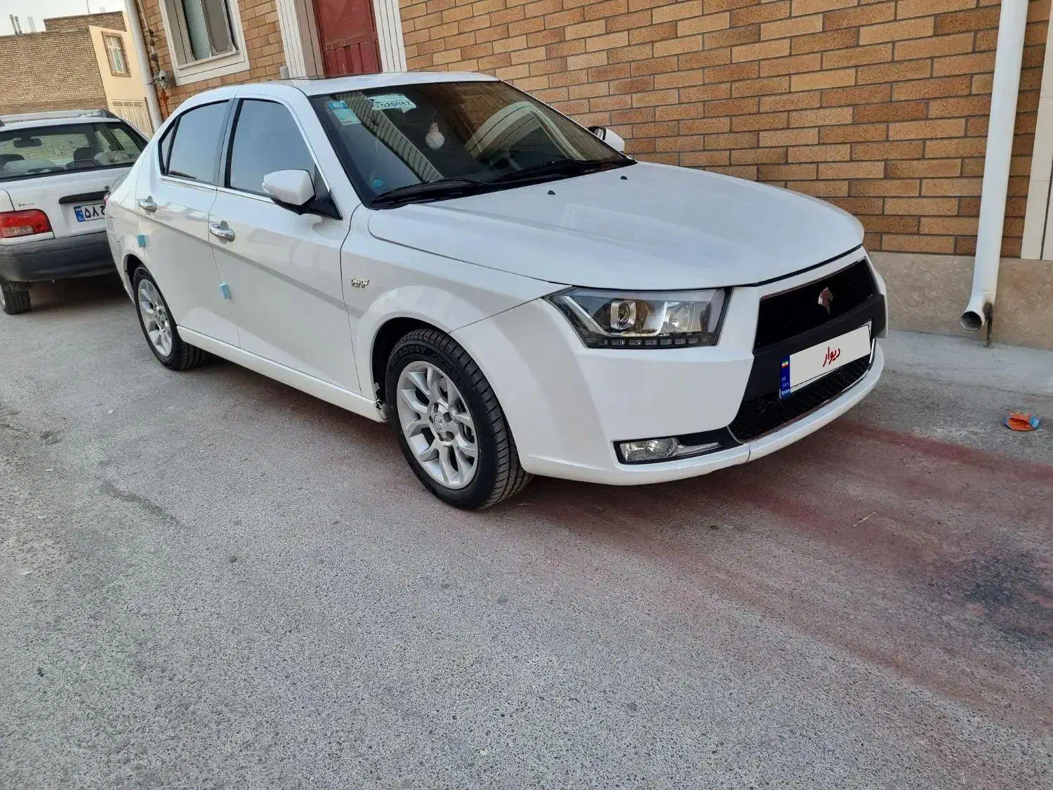 دنا پلاس توربو اتوماتیک - 1402