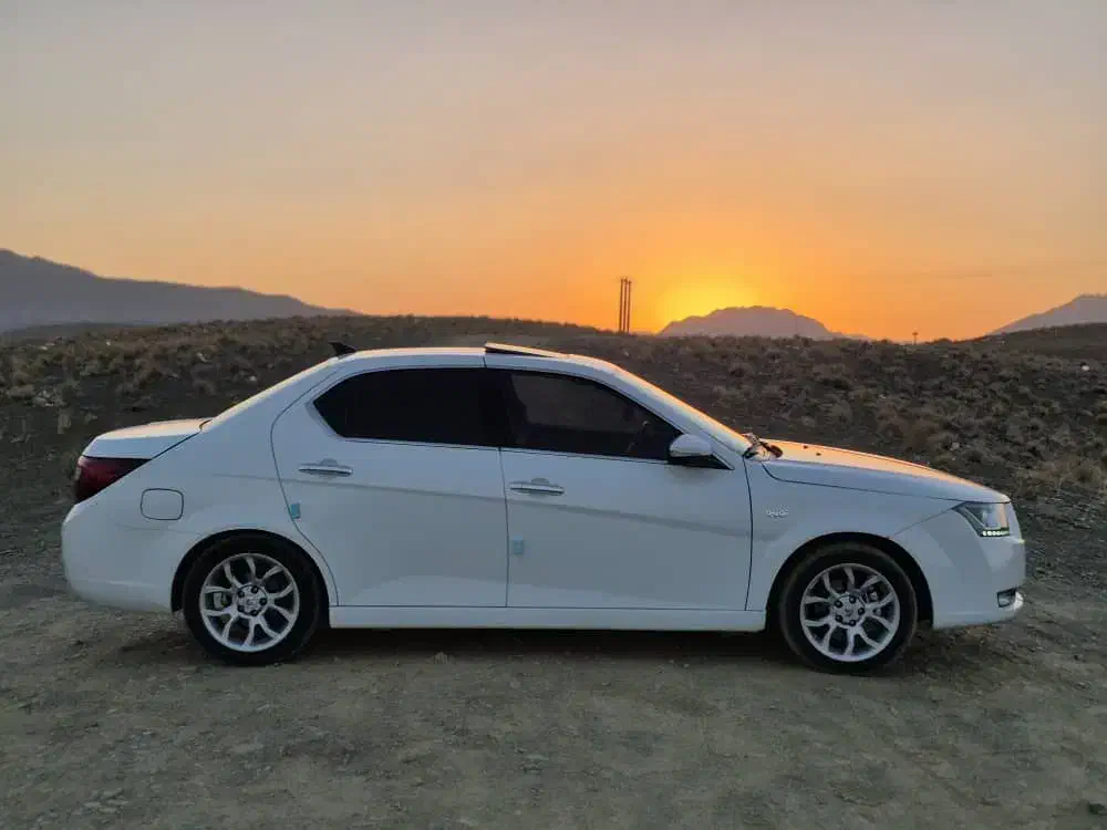 دنا پلاس توربو اتوماتیک - 1402