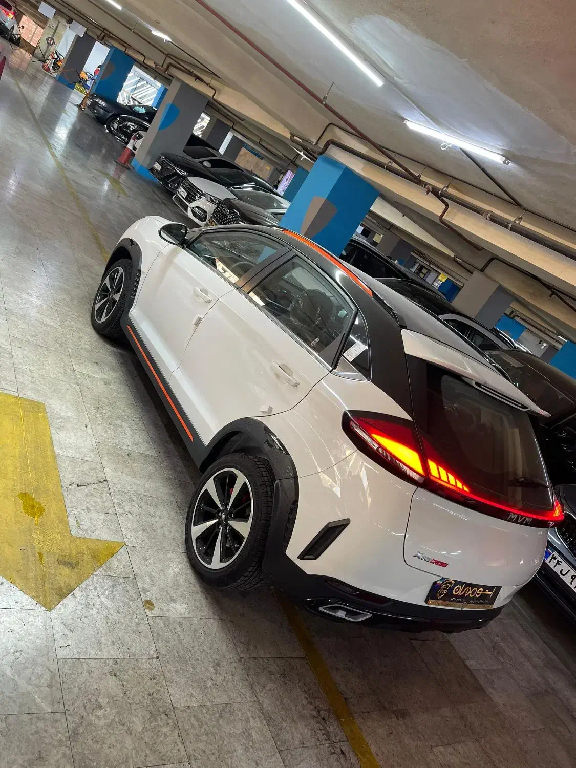 ام وی ام X33 کراس اتوماتیک - 1404