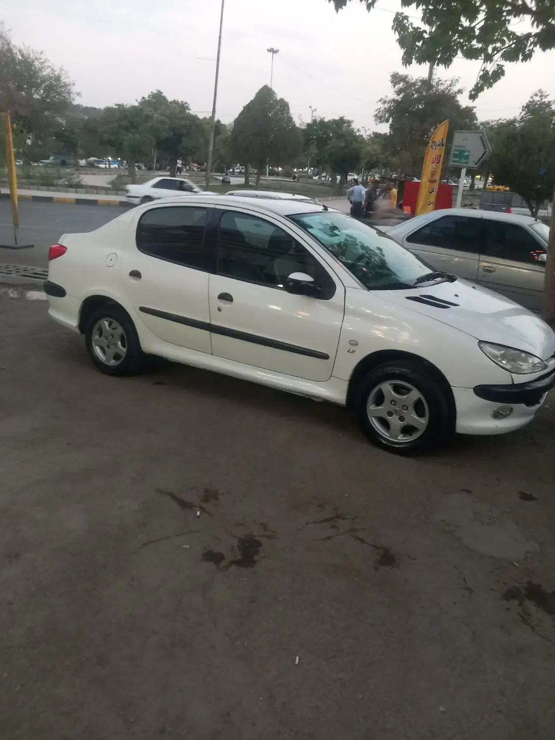 پژو ۲۰۶ صندوق دار v20 - 1386