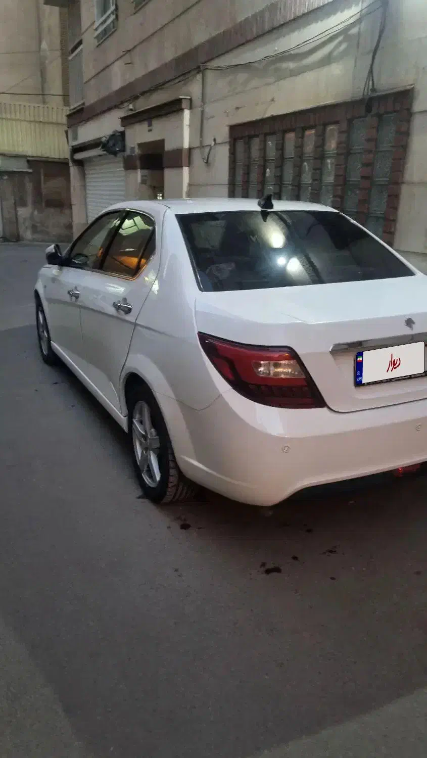 دنا پلاس توربو اتوماتیک - 1402