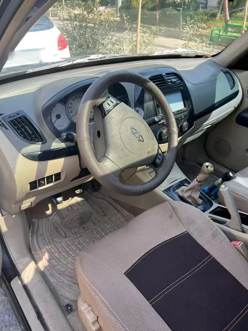 ام وی ام X33 دنده‌ای ساده - 1391