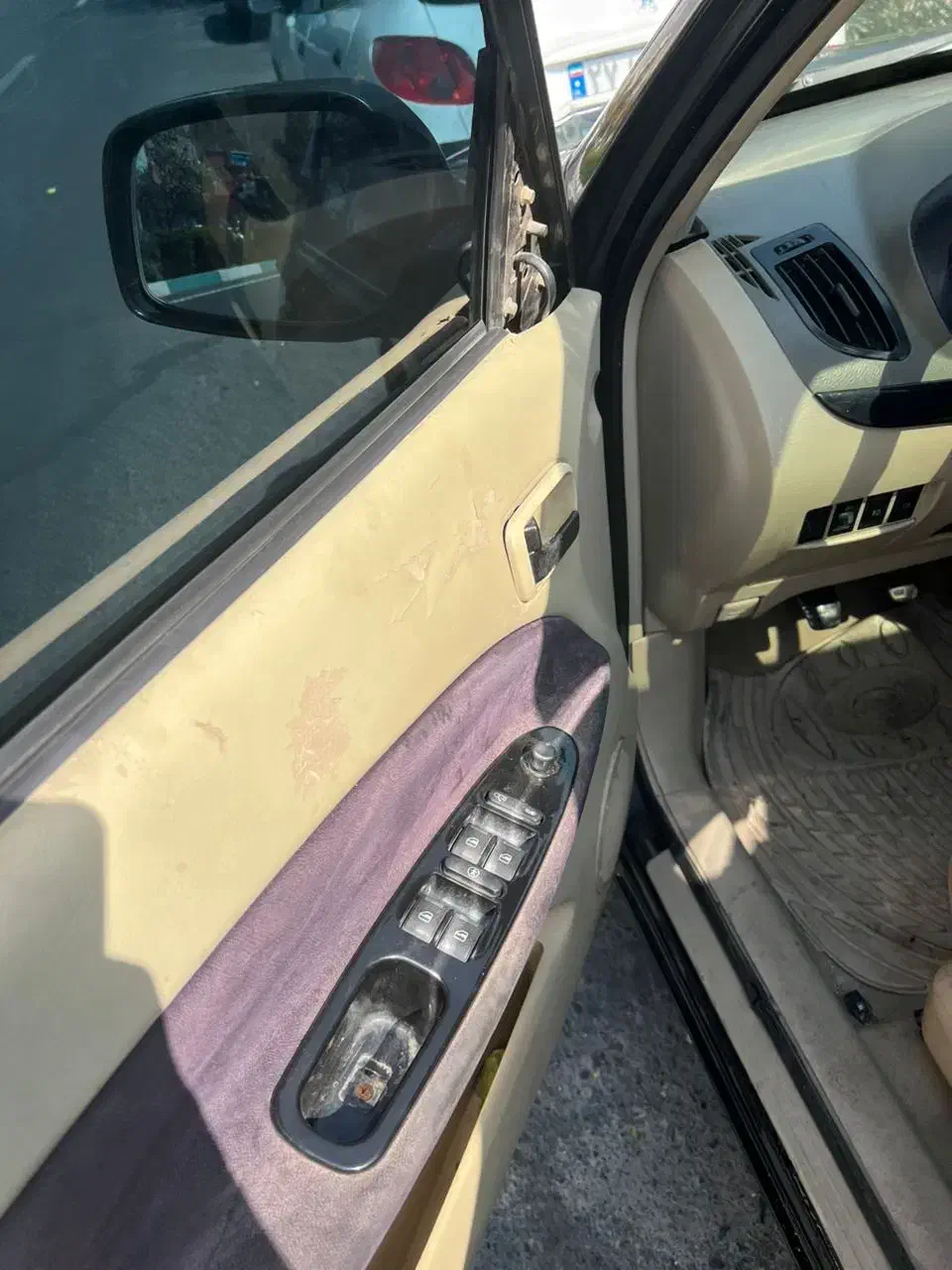 ام وی ام X33 دنده‌ای ساده - 1391