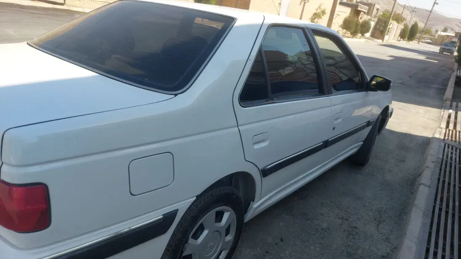 پژو پارس XU7P - 1401