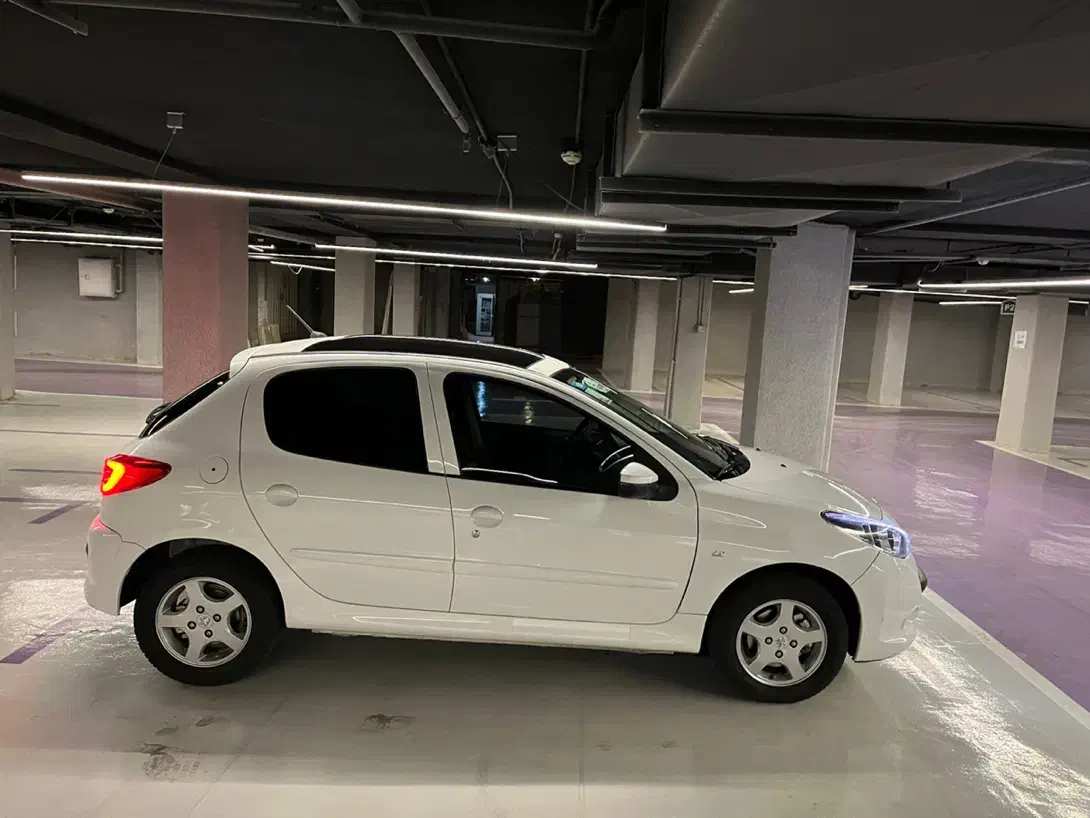 پژو 207 پانوراما دنده‌ای - 1402