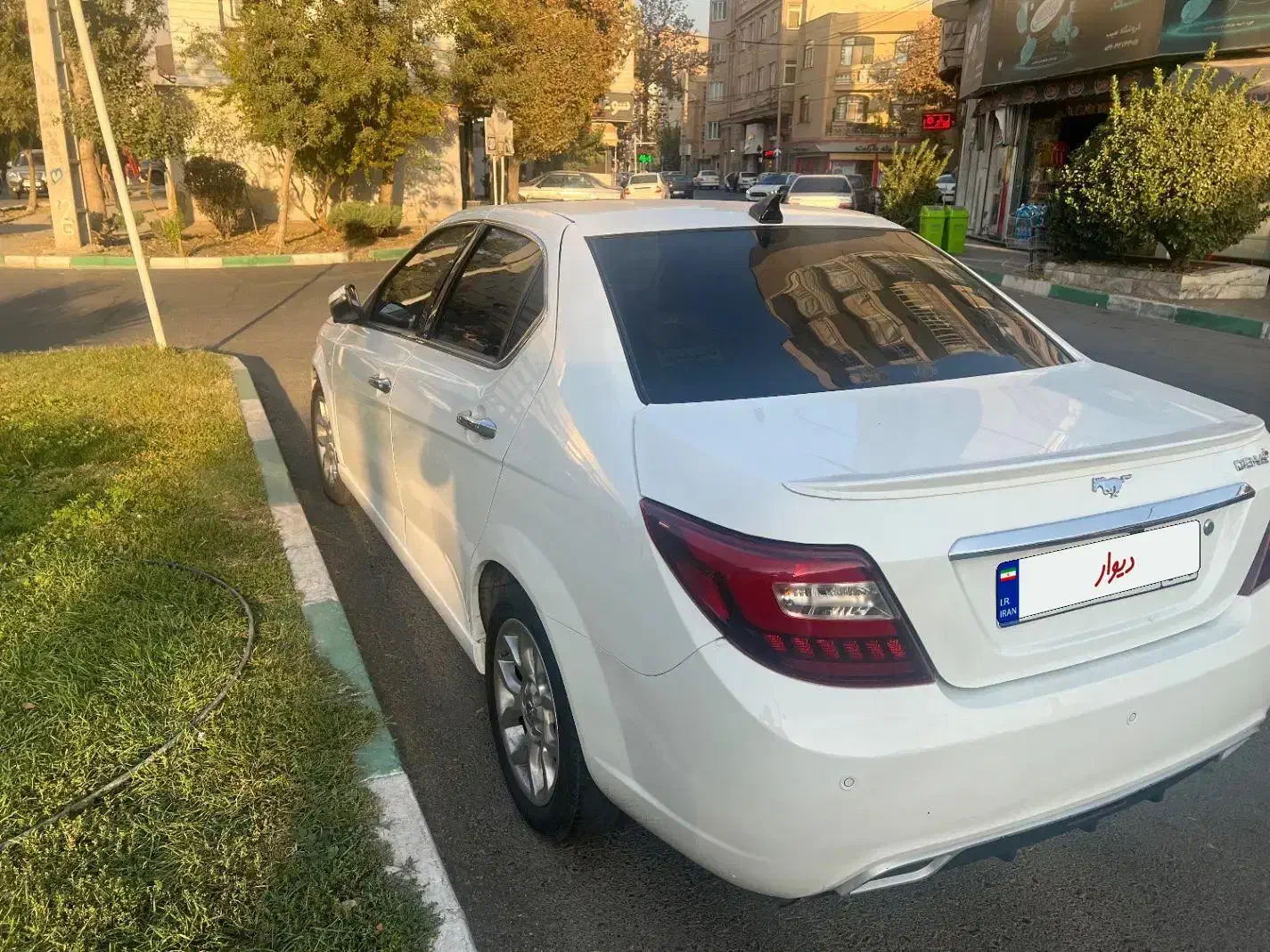 دنا پلاس توربو اتوماتیک - 1401