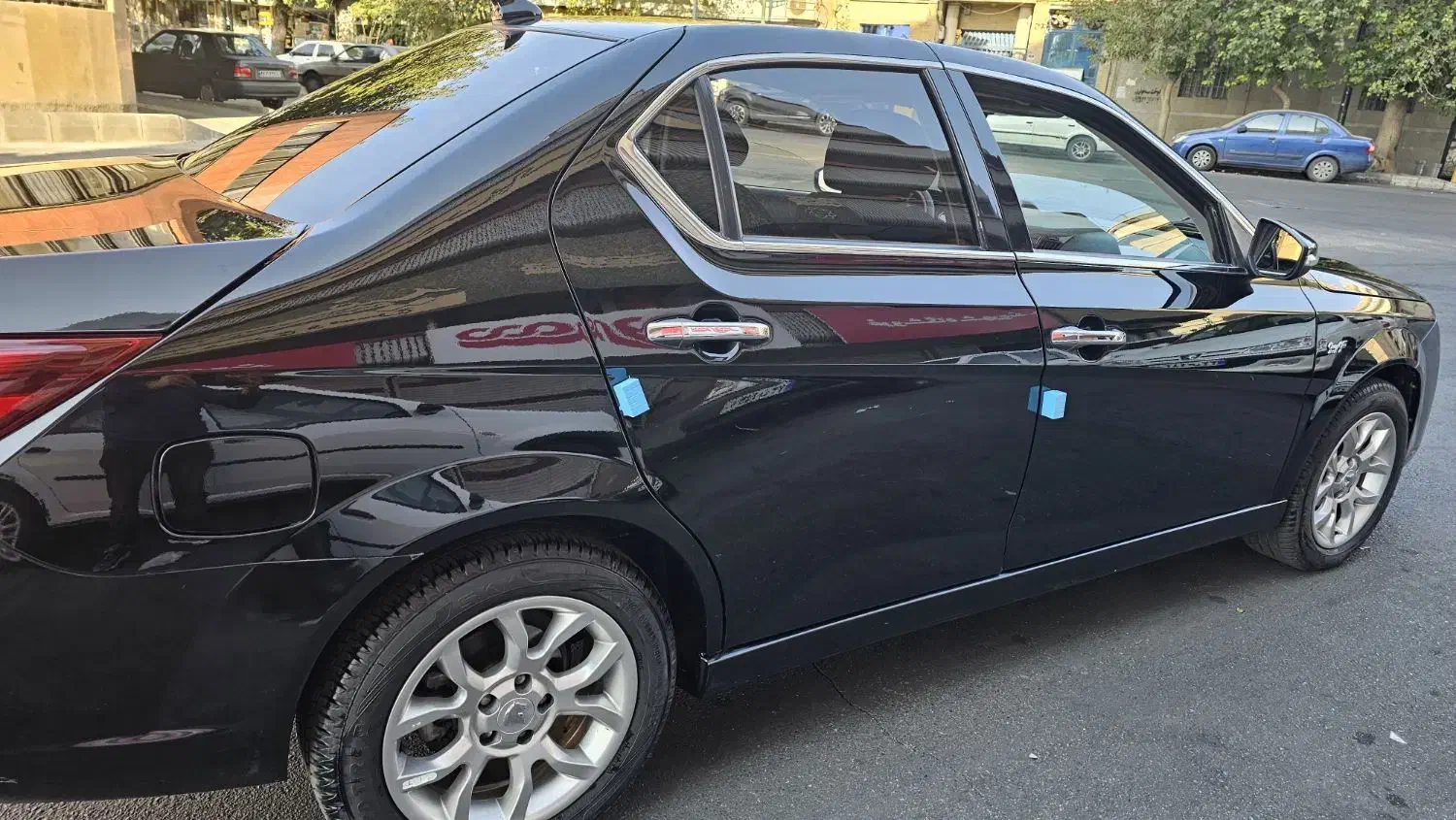 دنا پلاس توربو اتوماتیک - 1402