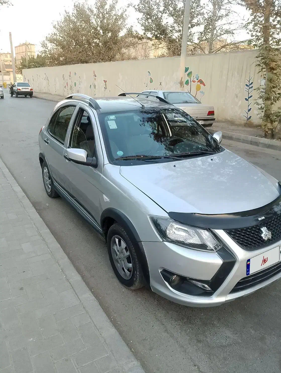 کوییک R دنده‌ای - 1402