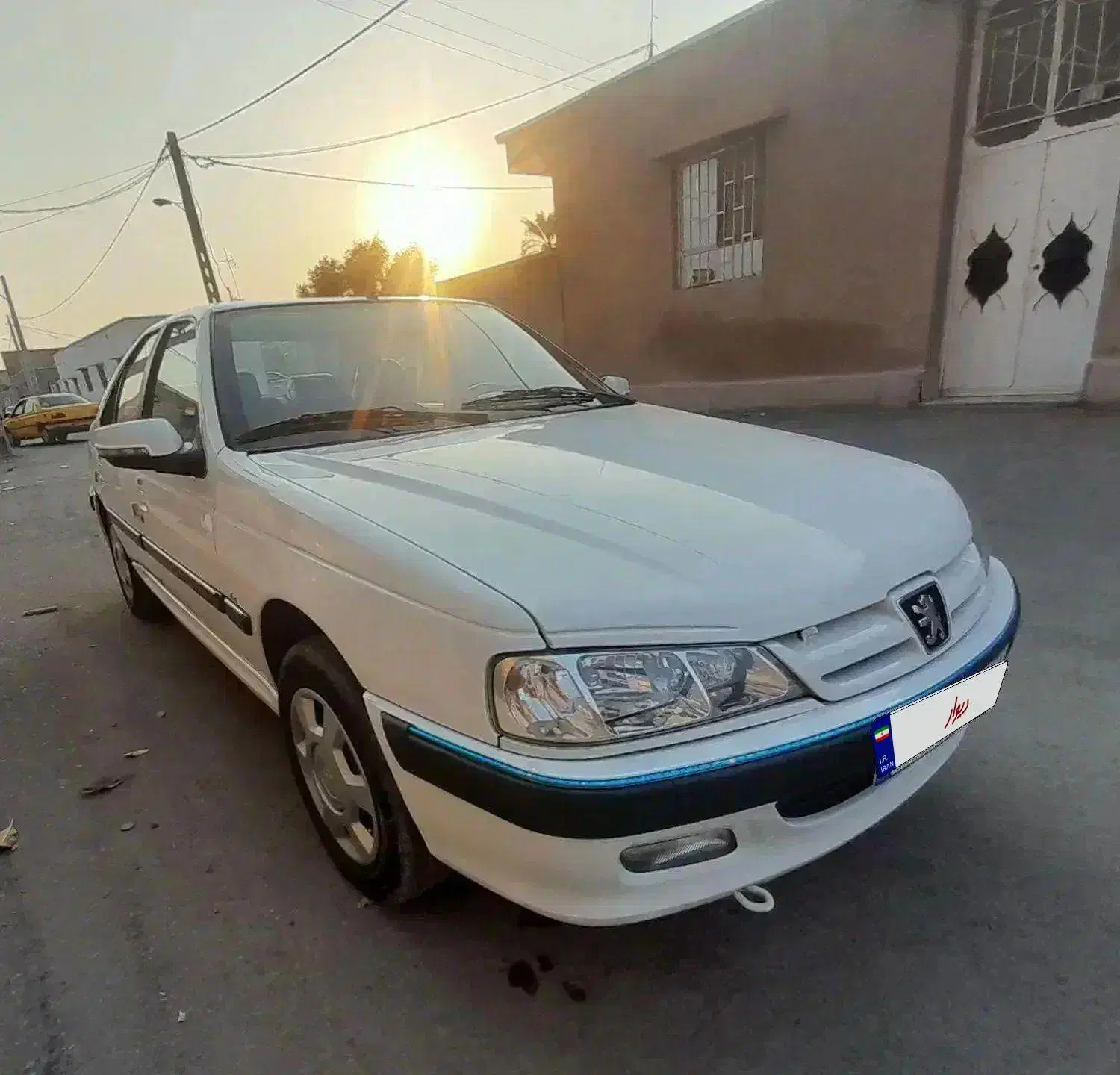 پژو پارس XU7P - 1401