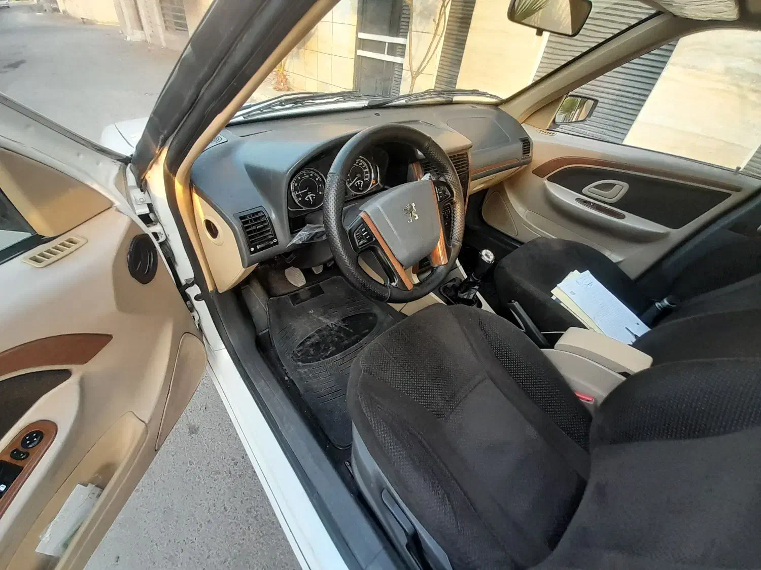 پژو پارس XU7P - 1401