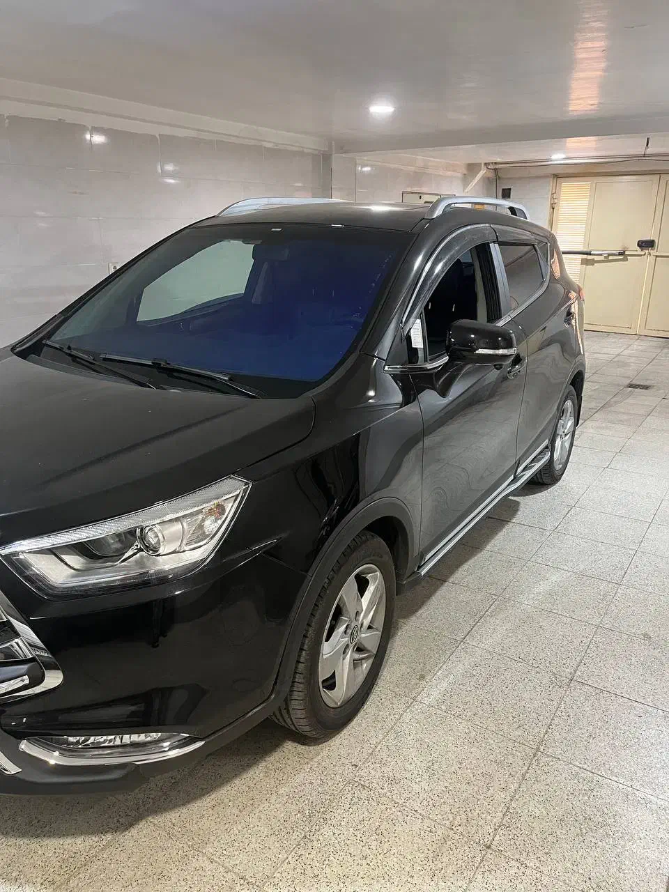 جک S3 اتوماتیک - 1402