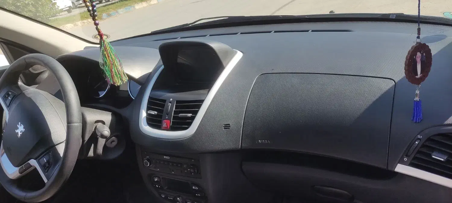 پژو 207 اتوماتیک TU5P - 1403