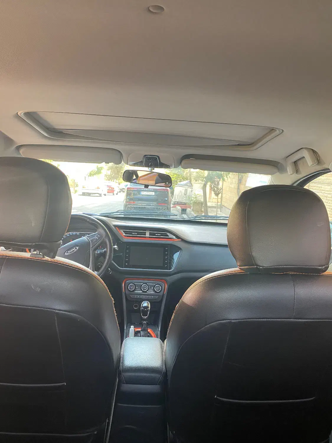 ام وی ام X22 اتوماتیک اسپرت لاکچری - 1398