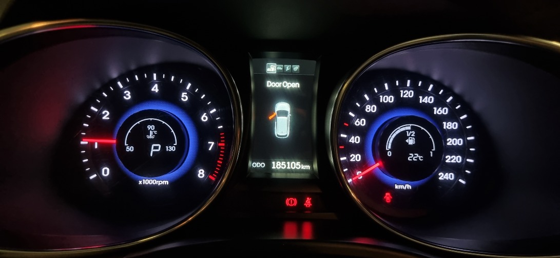 هیوندای سانتافه جی‌ال‌اس ۲.۴ لیتری دو دیفرانسیل - 2015