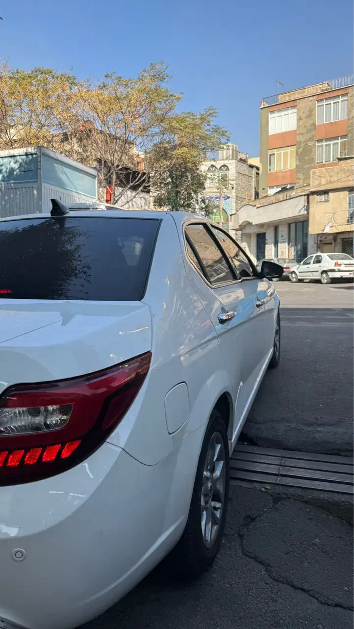 دنا پلاس توربو اتوماتیک - 1402