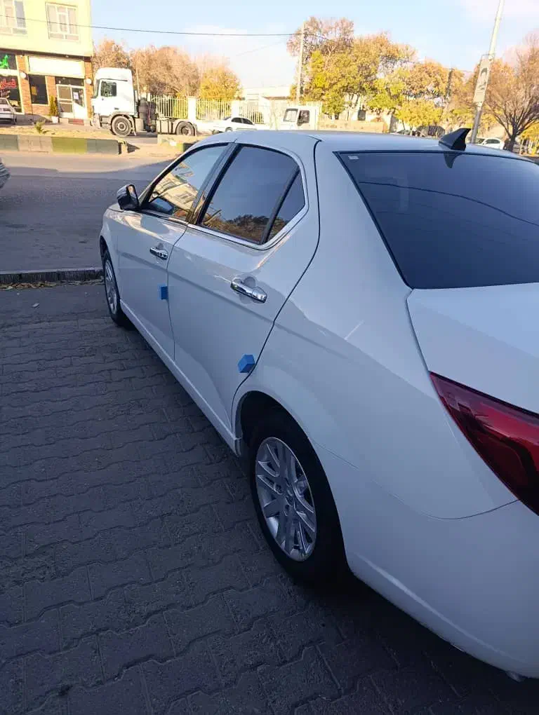 دنا پلاس توربو 6 دنده - 1404