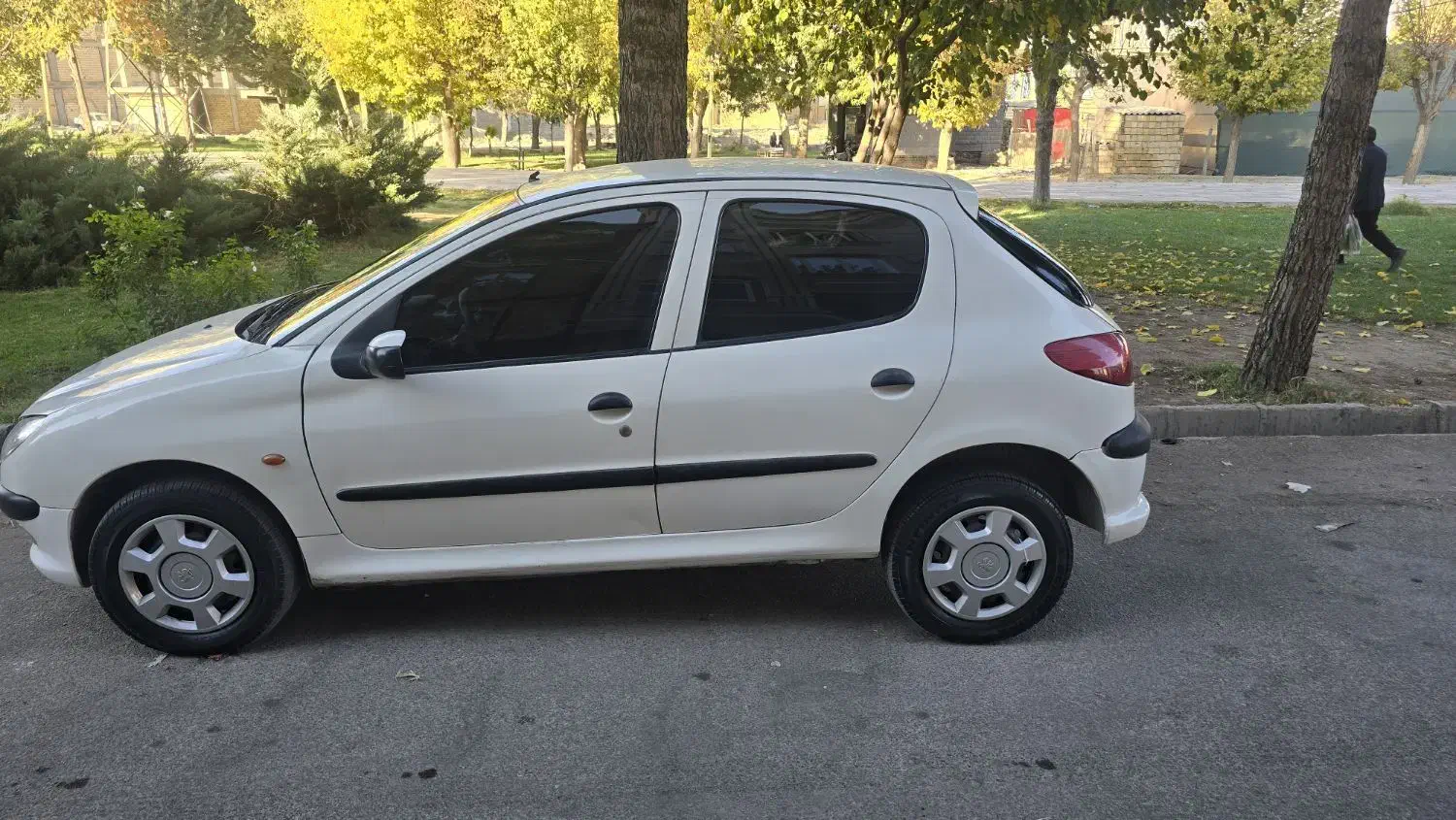 پژو 206 تیپ 2 - 1388