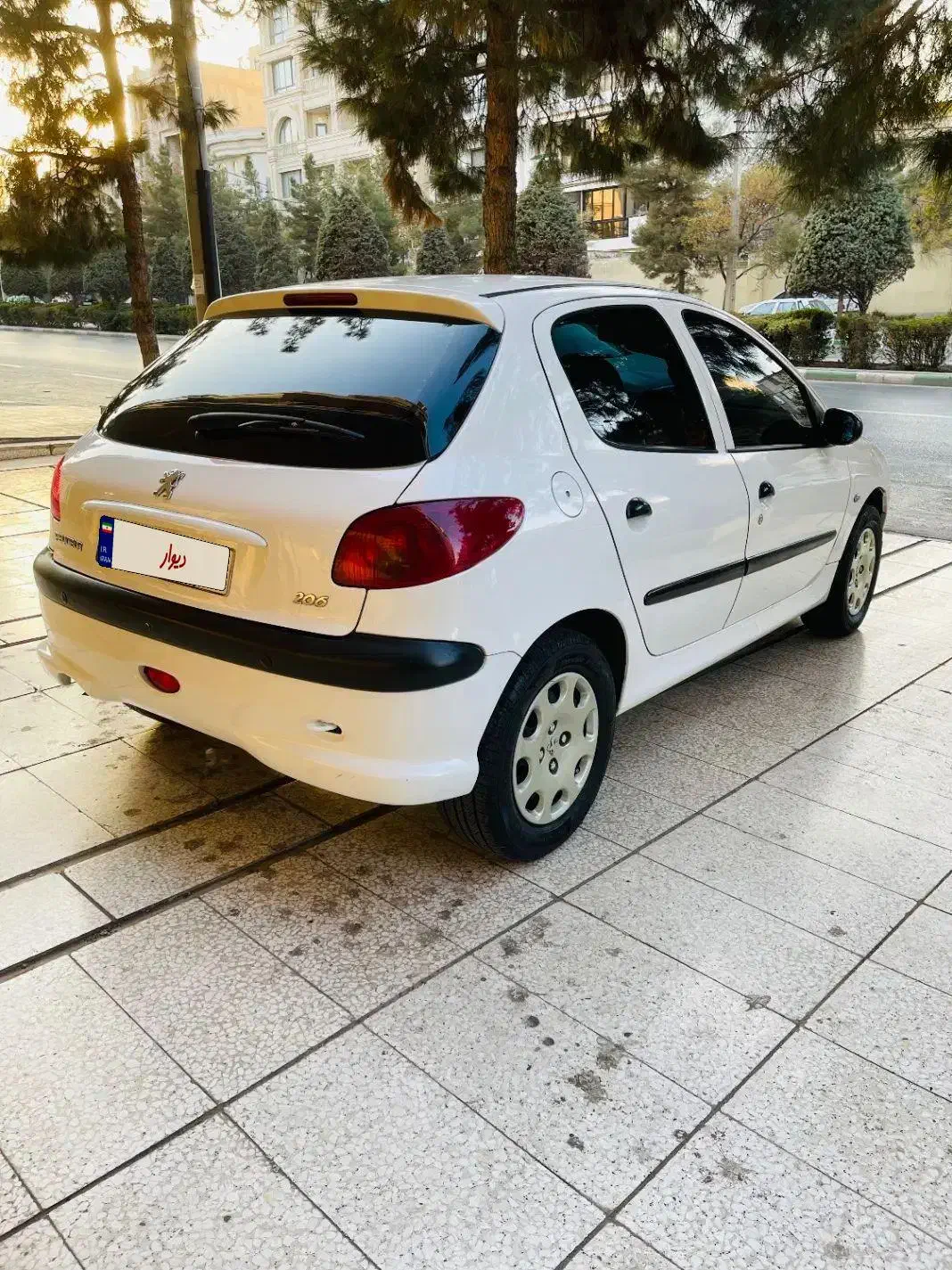 پژو 206 تیپ 2 - 1398