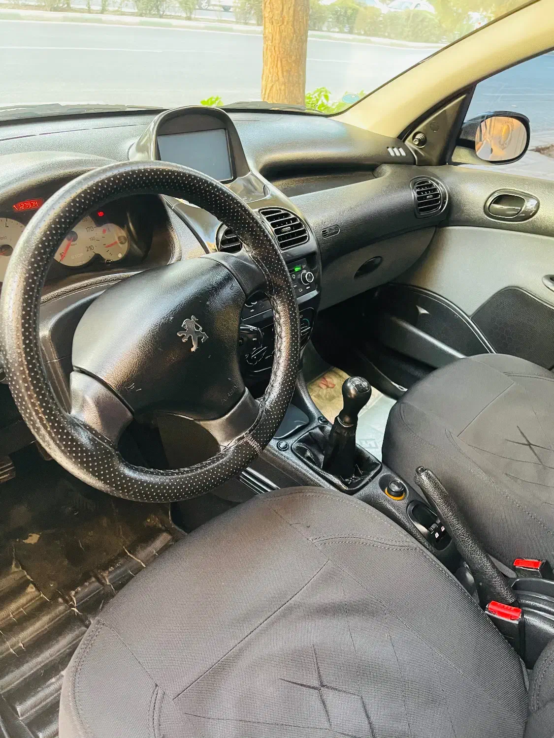 پژو 206 تیپ 2 - 1398