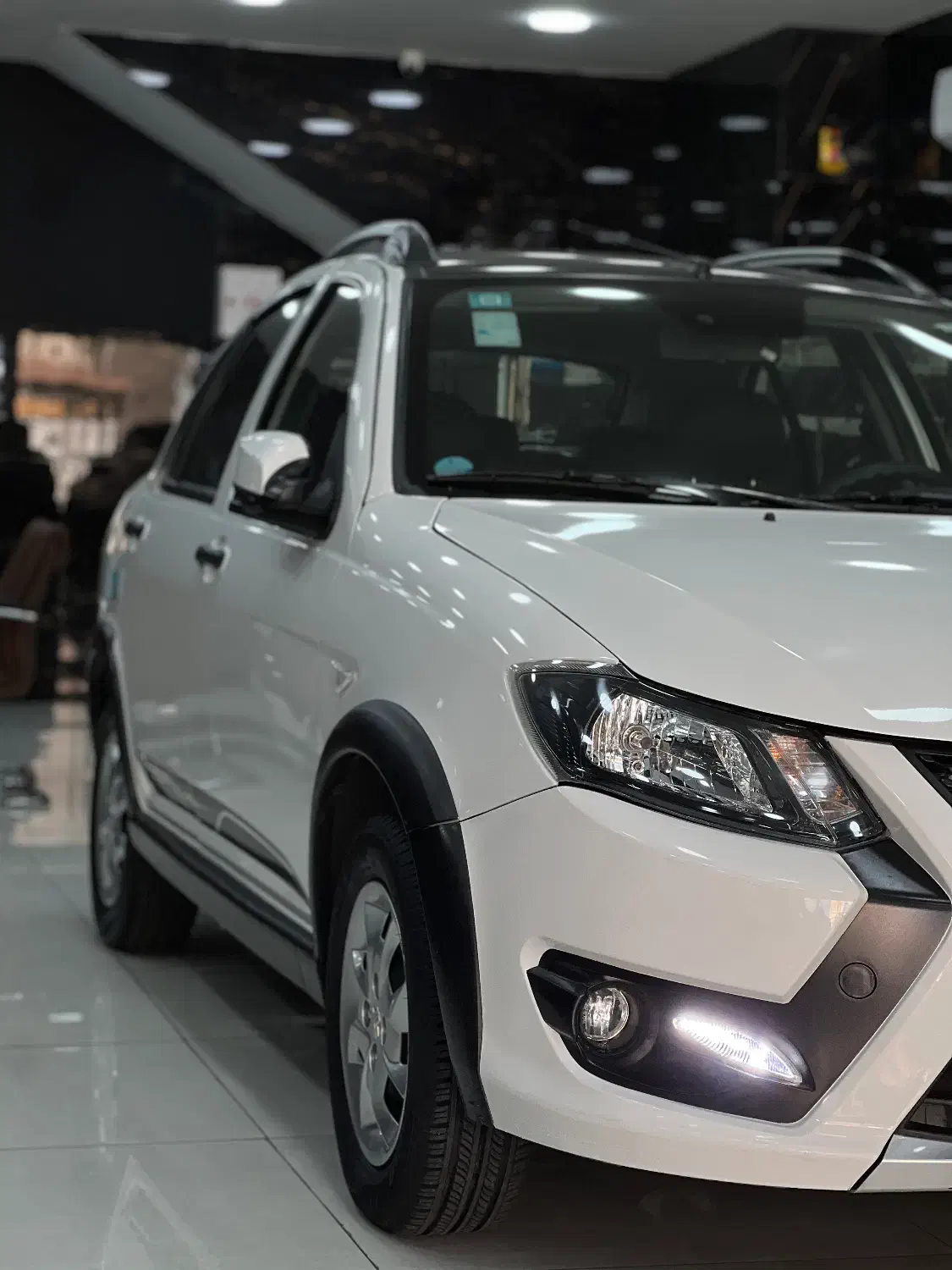 کوییک R دنده‌ای - 1403