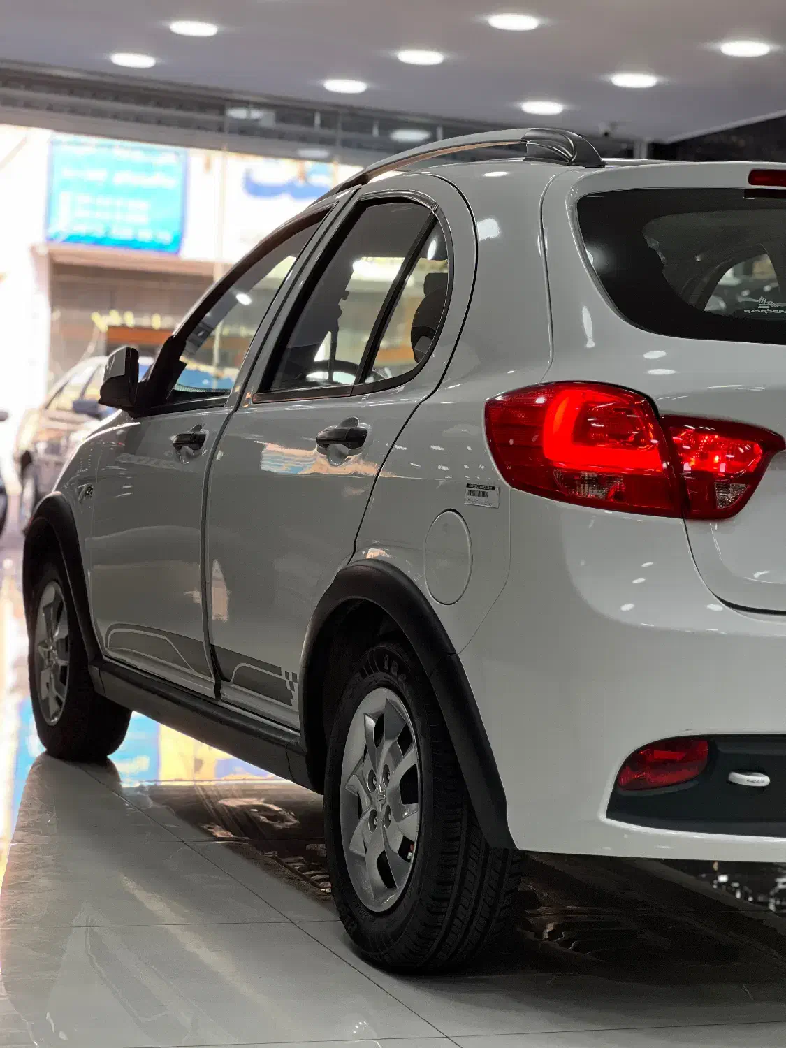 کوییک R دنده‌ای - 1403