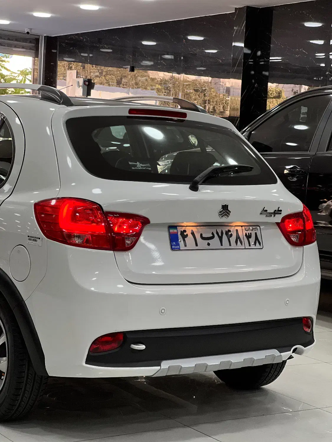 کوییک R دنده‌ای - 1403