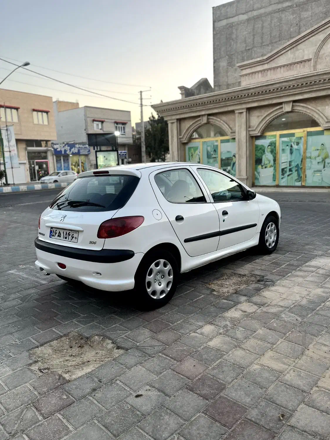 پژو 206 تیپ 5 - 1395