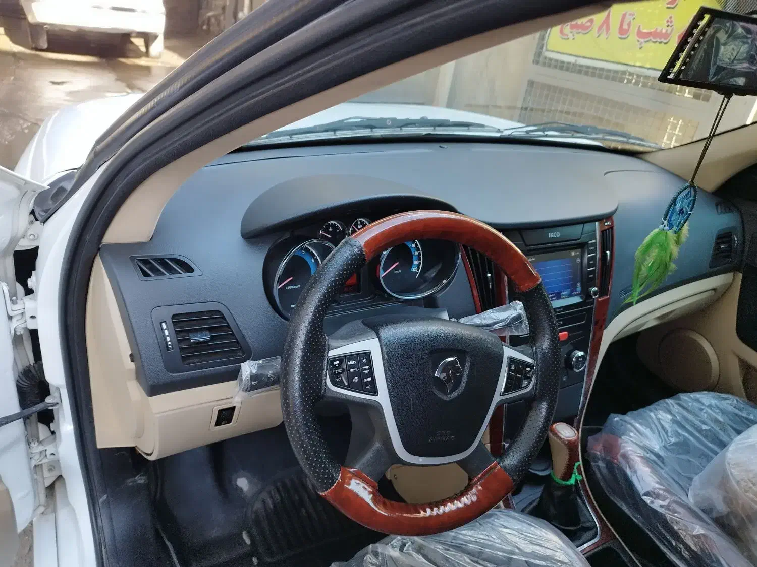 دنا پلاس تیپ ۲ سانروف ۴ ایربگ - 1400