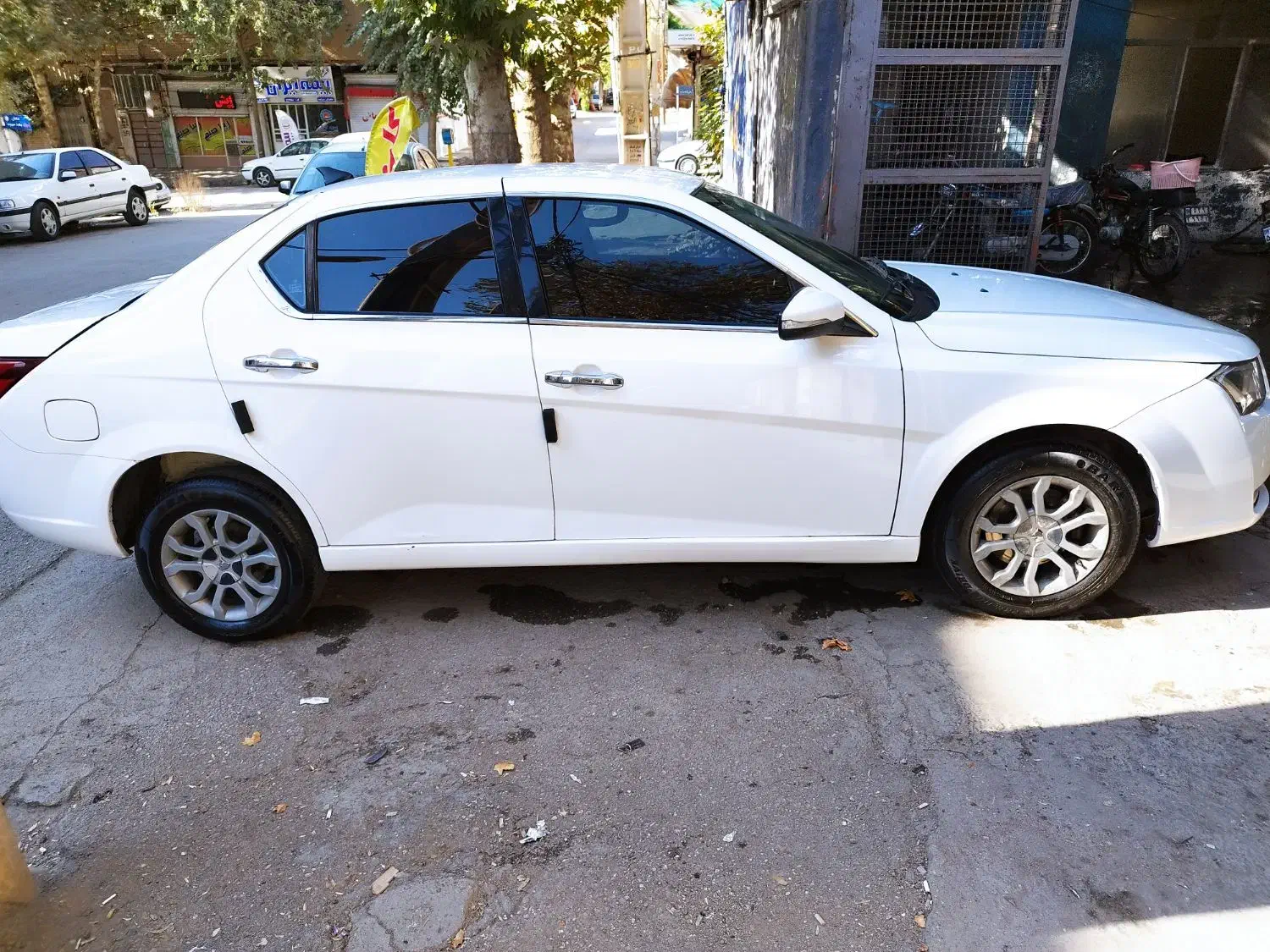 دنا پلاس تیپ ۲ سانروف ۴ ایربگ - 1400