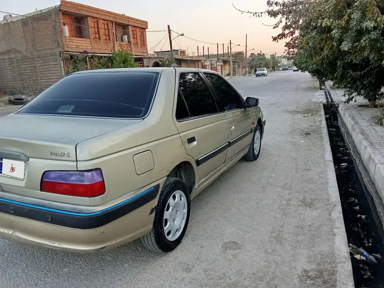 پژو پارس سال - 1382