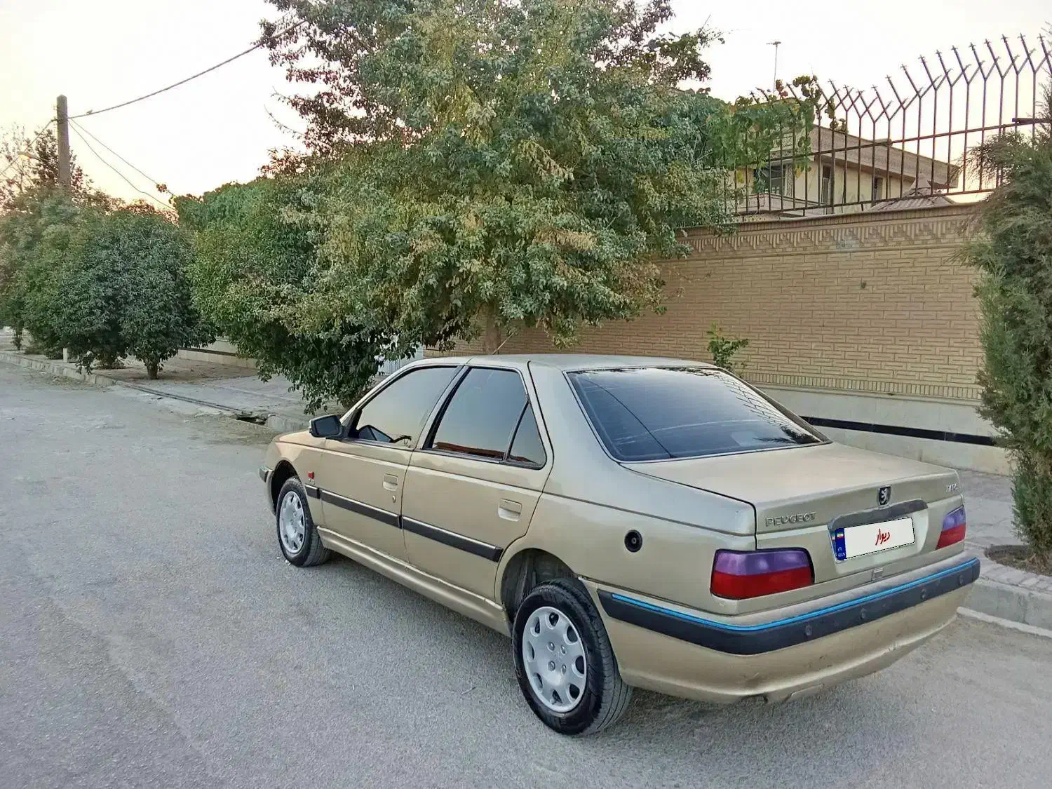 پژو پارس سال - 1382