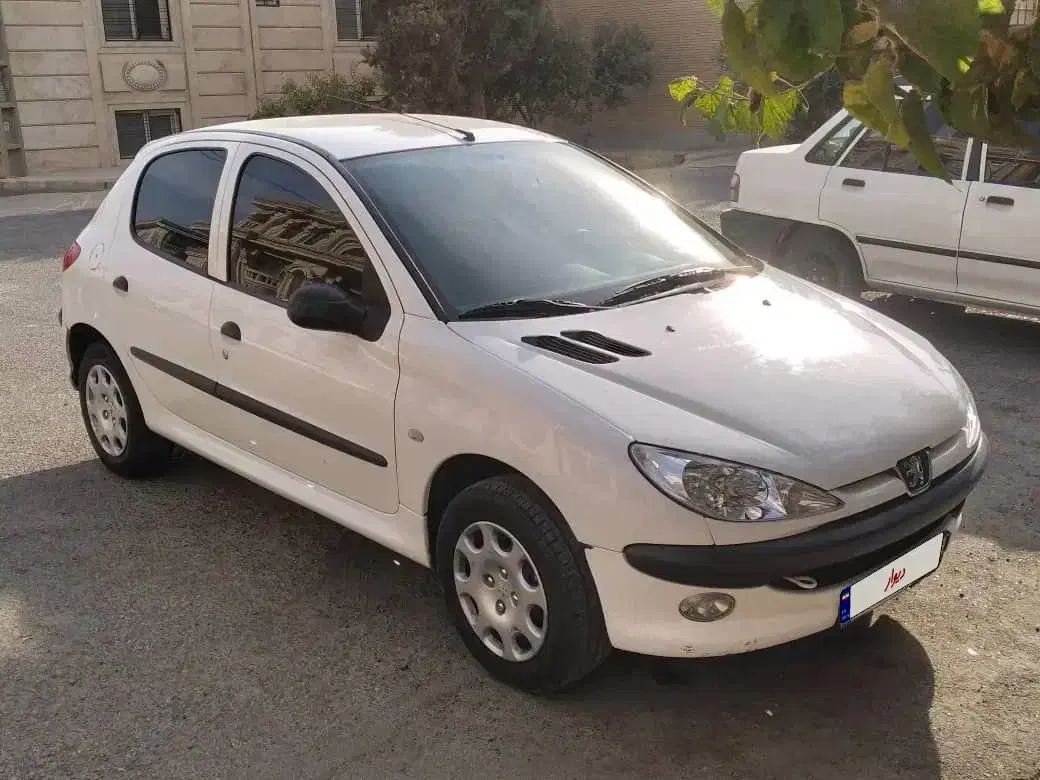 پژو 206 تیپ 2 - 1396