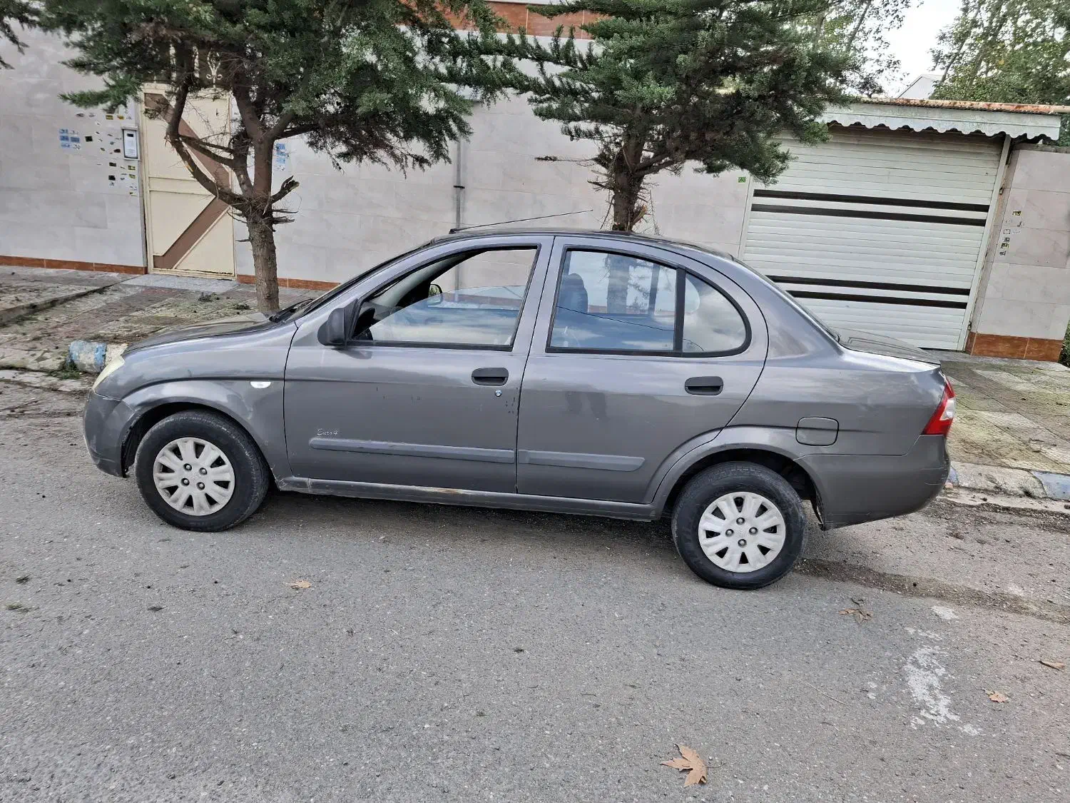 تیبا صندوق دار SX - 1392